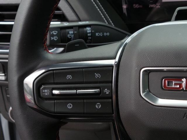 Photo of 2025 Summit White GMC Yukon