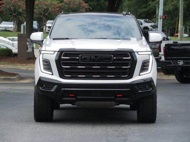 Photo of 2025 Summit White GMC Yukon