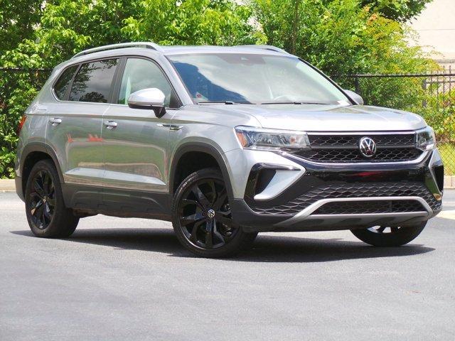 Photo of 2023 Pyrite Silver Metallic Volkswagen Taos