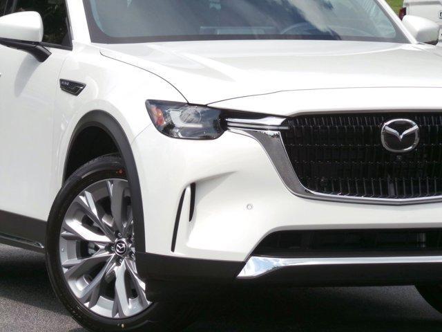 Photo of 2025 Rhodium Mazda CX-90