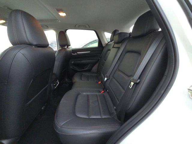 Photo of 2022 Snowflake White Pearl Mazda CX-5