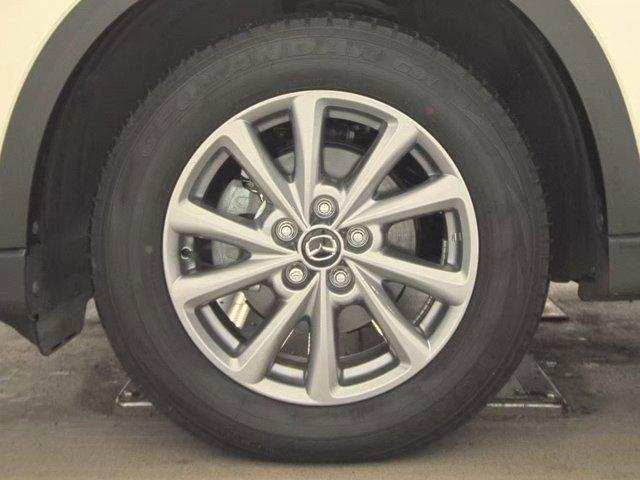Photo of 2022 Snowflake White Pearl Mazda CX-5