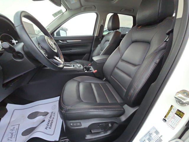 Photo of 2022 Snowflake White Pearl Mazda CX-5