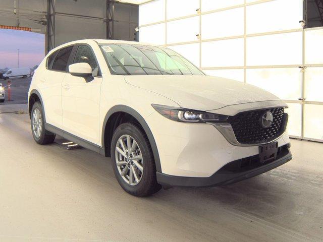 Photo of 2022 Snowflake White Pearl Mazda CX-5