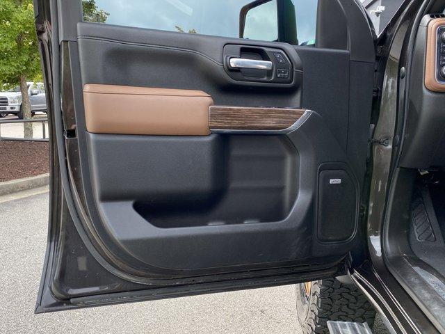 Photo of 2021 Black Chevrolet Silverado 3500