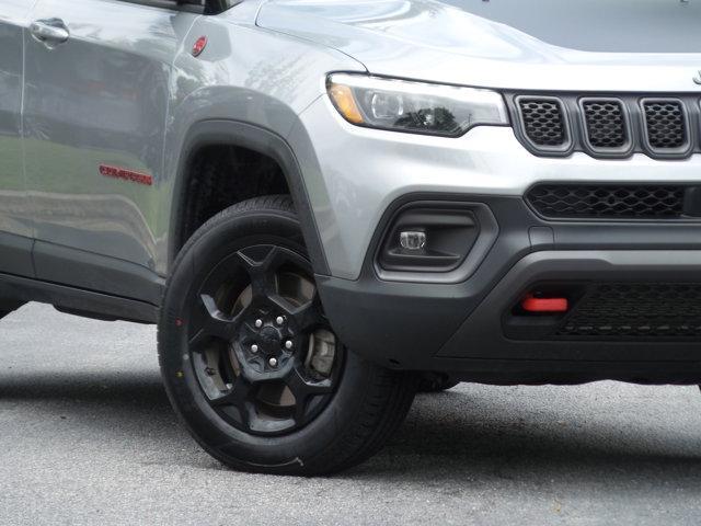 Photo of 2023 Billet Silver Metallic Clearcoat Jeep Compass