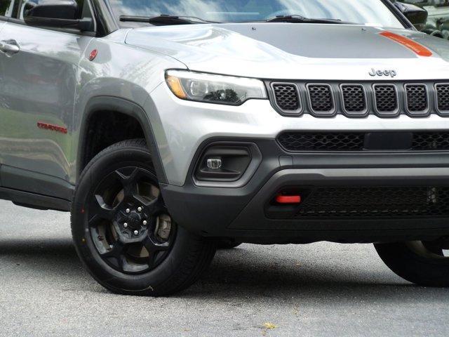 Photo of 2023 Billet Silver Metallic Clearcoat Jeep Compass