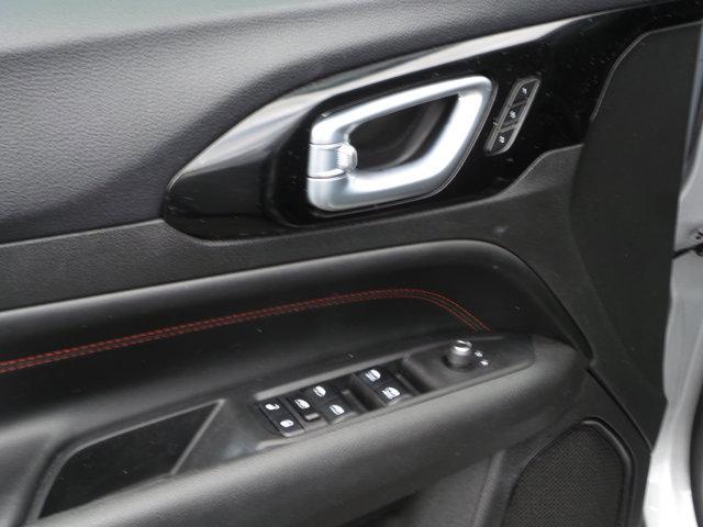 Photo of 2023 Billet Silver Metallic Clearcoat Jeep Compass
