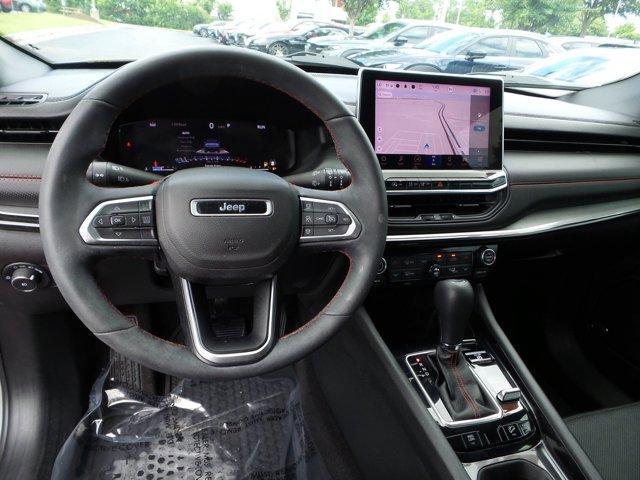 Photo of 2023 Billet Silver Metallic Clearcoat Jeep Compass