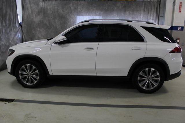 Photo of 2021 Polar White Mercedes-Benz GLE 350