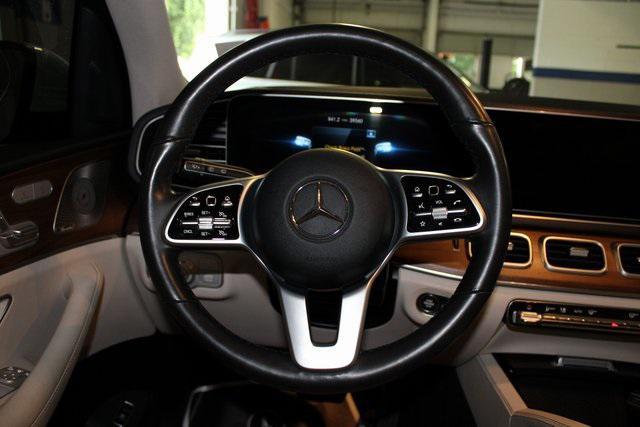 Photo of 2021 Polar White Mercedes-Benz GLE 350