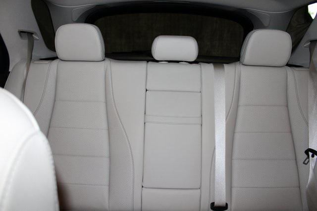 Photo of 2021 Polar White Mercedes-Benz GLE 350