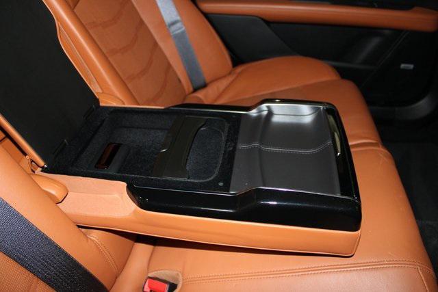 Photo of 2016 Moonstone Metallic Cadillac CT6