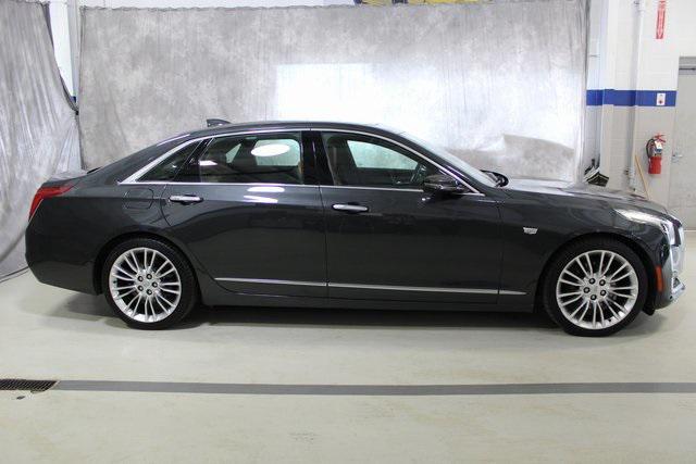 Photo of 2016 Moonstone Metallic Cadillac CT6