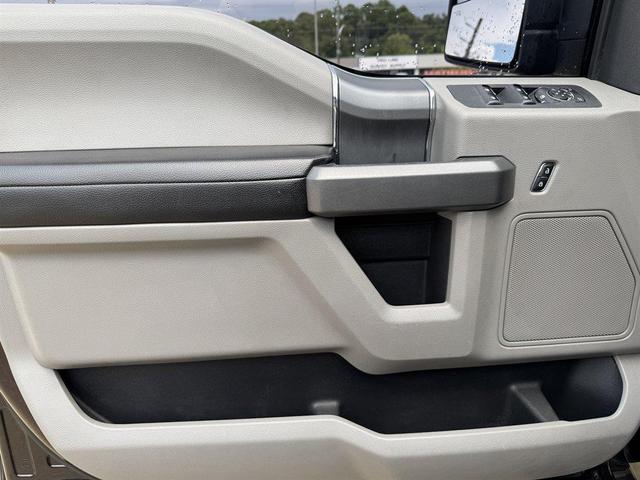 Photo of 2018 Burgundy Ford F-150