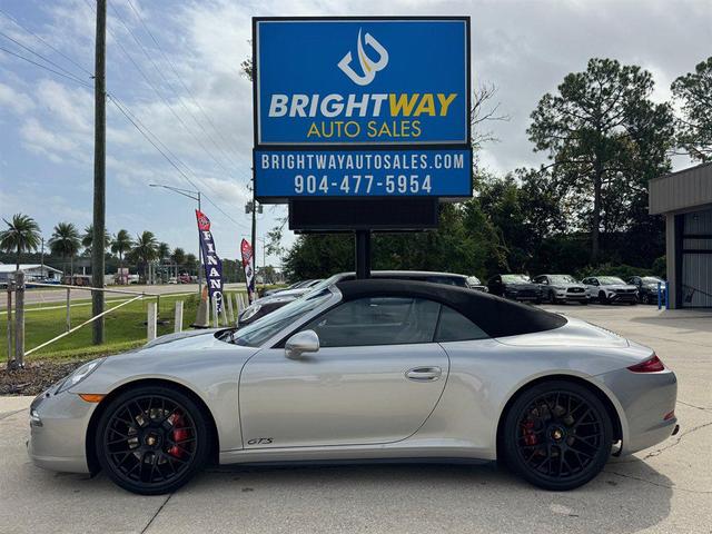 Photo of 2015 GT Silver Metallic Porsche 911