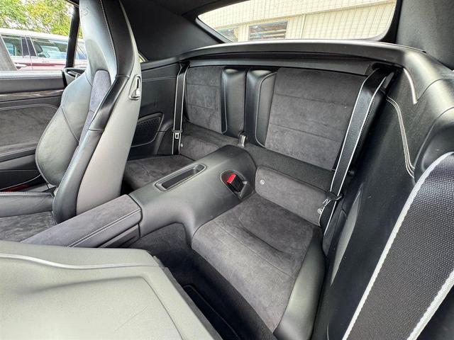 Photo of 2015 GT Silver Metallic Porsche 911