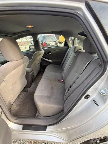 Photo of 2010 Classic Silver Metallic Toyota Prius