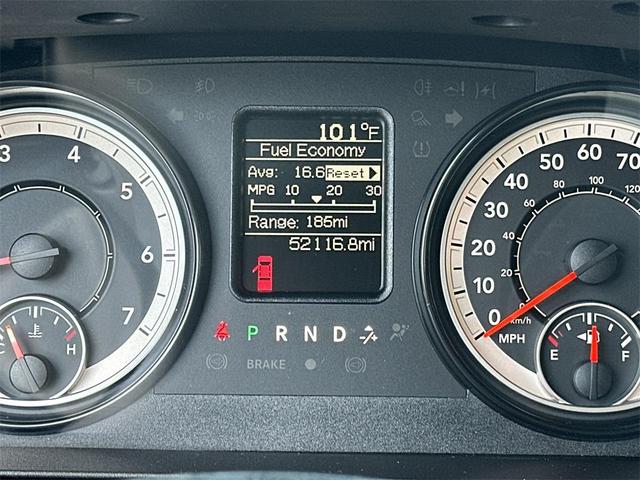 Photo of 2016 Brilliant Black Crystal Pearlcoat RAM 1500