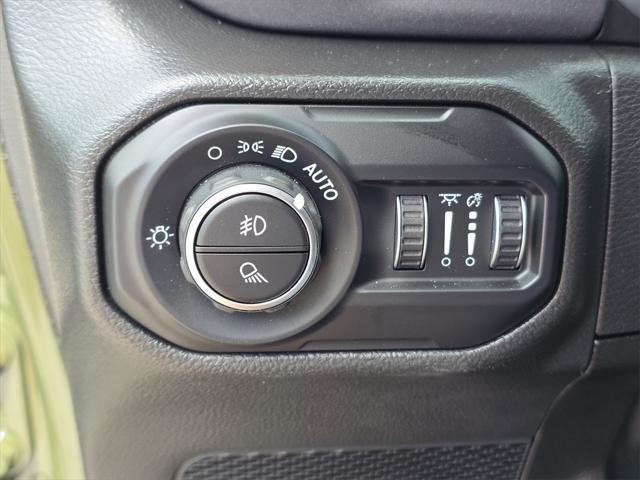 Photo of 2021 Sarge Green Clearcoat Jeep Gladiator