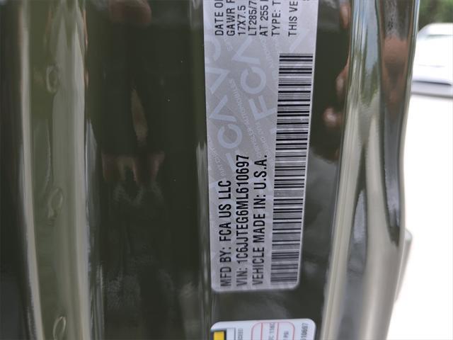 Photo of 2021 Sarge Green Clearcoat Jeep Gladiator