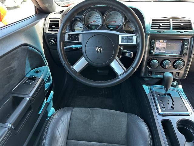 Photo of 2009 Hemi Orange Pearl Coat Dodge Challenger