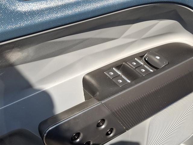 Photo of 2022 Blue Metallic Ford Maverick