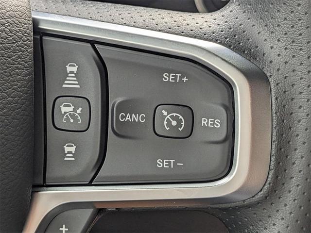 Photo of 2025 Bright White Clearcoat RAM 1500