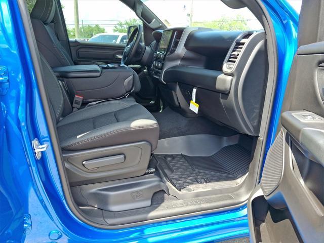 Photo of 2025 Hydro Blue Pearlcoat RAM 1500