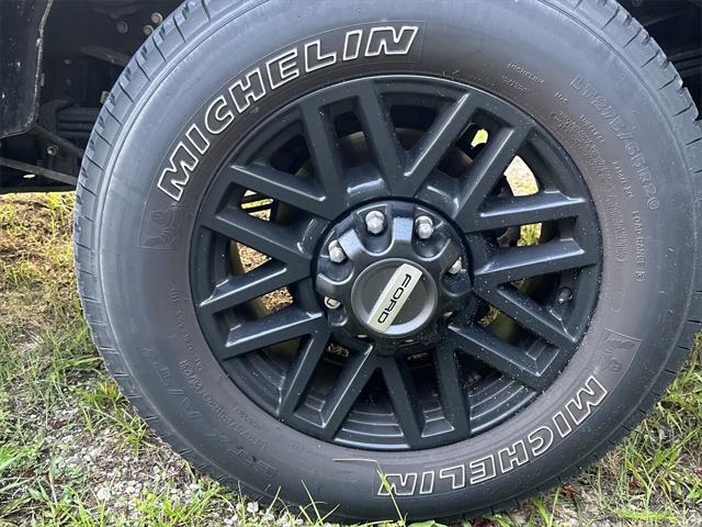 Photo of 2022 Carbonized Gray Metallic Ford F-250
