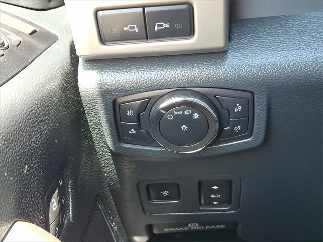 Photo of 2022 Star White Metallic Tri-Coat Ford F-250