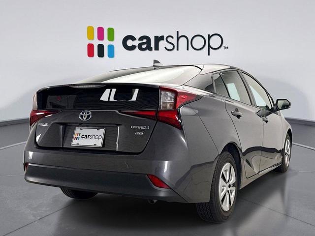 Photo of 2019 Magnetic Gray Metallic Toyota Prius