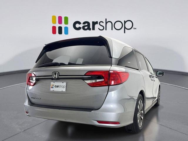 Photo of 2023 Lunar Silver Honda Odyssey