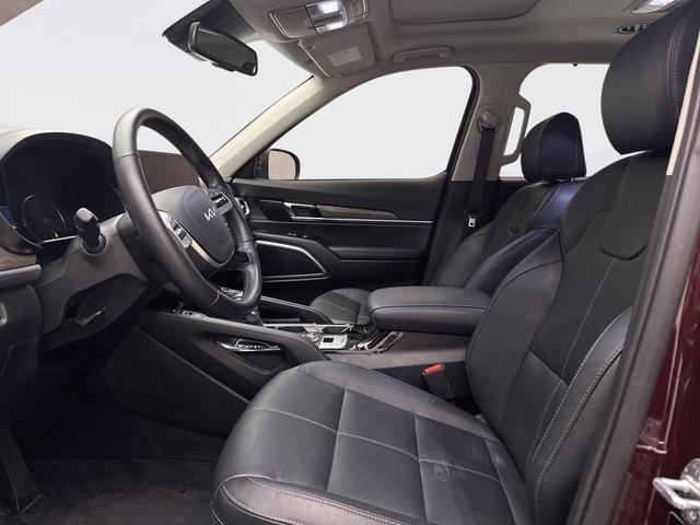 Photo of 2022 Sangria Kia Telluride