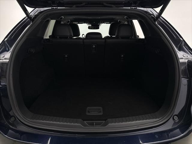 Photo of 2022 Deep Crystal Blue Mica Mazda CX-5