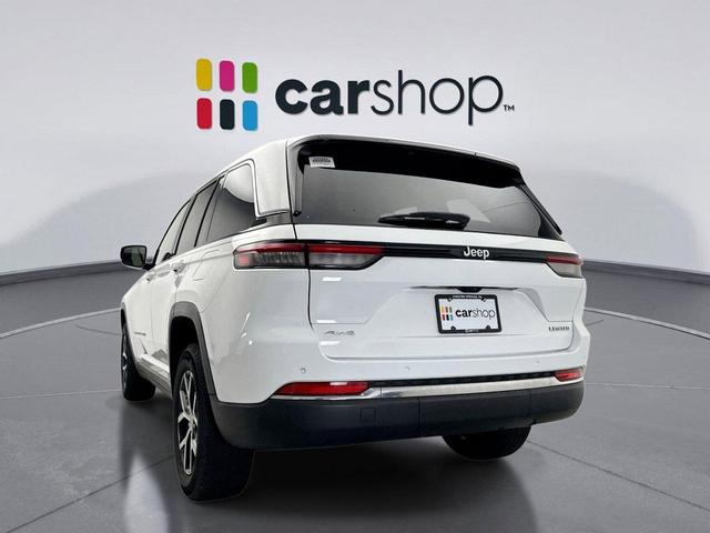 Photo of 2023 Bright White Clearcoat Jeep Grand Cherokee