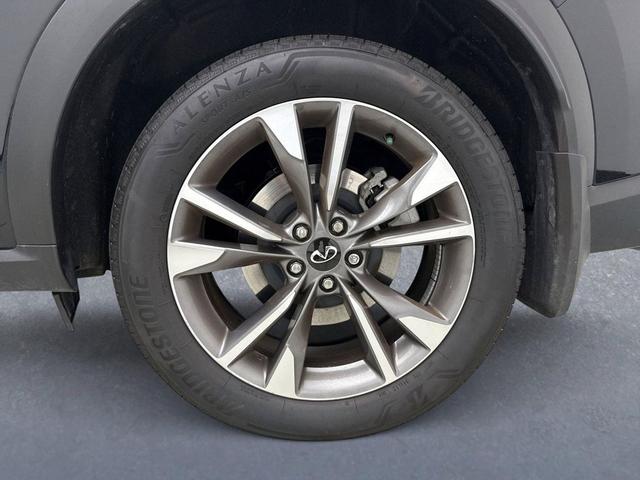 Photo of 2022 Mineral Black INFINITI QX60