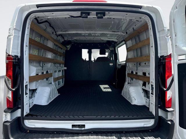 Photo of 2023 OXFORD WHITE Ford Transit-250