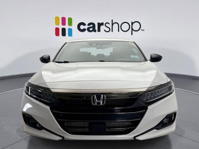 Photo of 2022 Platinum White Honda Accord