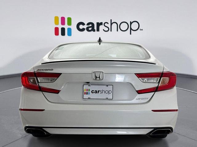 Photo of 2022 Platinum White Honda Accord