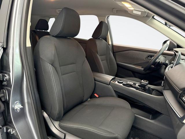 Photo of 2023 Gun Metallic Nissan Rogue