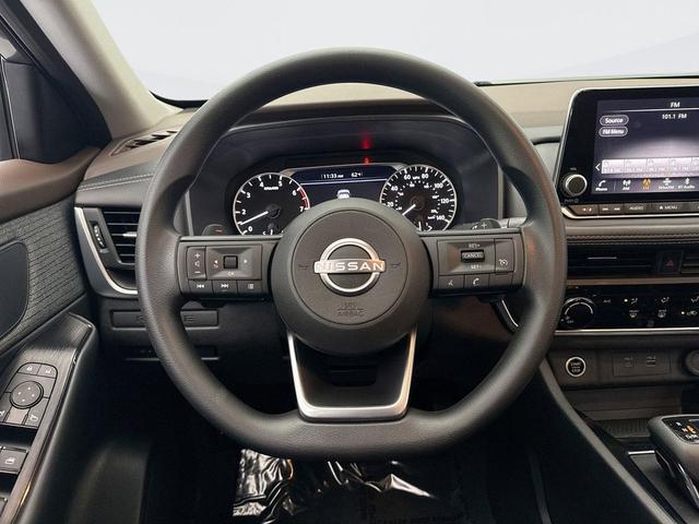 Photo of 2023 Gun Metallic Nissan Rogue