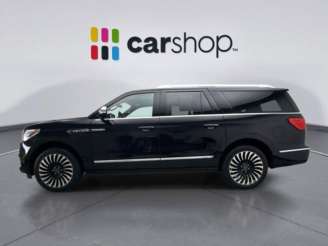 Photo of 2021 INFINITE BLACK Lincoln Navigator