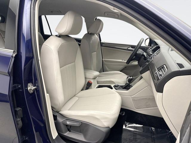 Photo of 2023 Atlantic Blue Volkswagen Tiguan