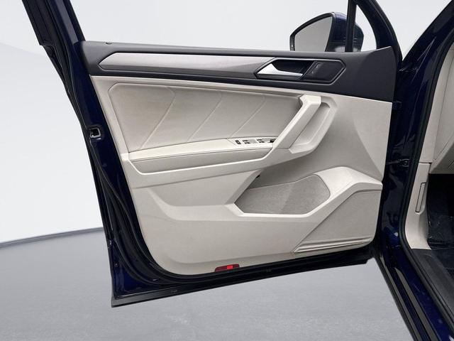 Photo of 2023 Atlantic Blue Volkswagen Tiguan