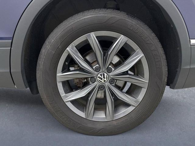Photo of 2023 Atlantic Blue Volkswagen Tiguan