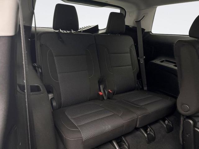 Photo of 2022 Summit White GMC Acadia
