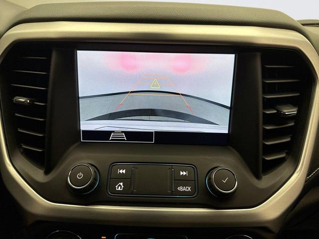 Photo of 2022 Summit White GMC Acadia