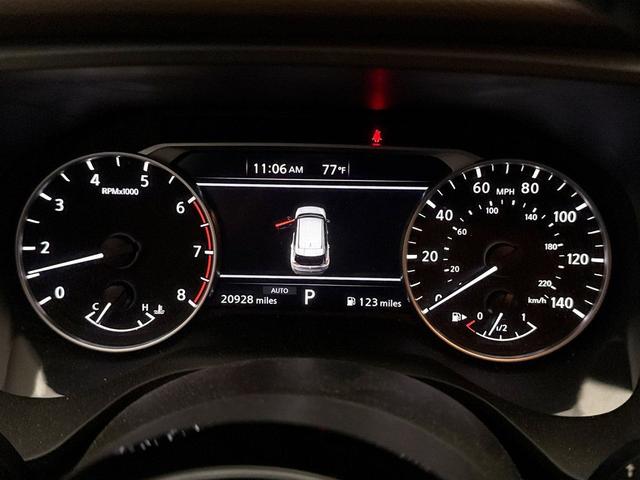 Photo of 2023 Super Black Nissan Rogue