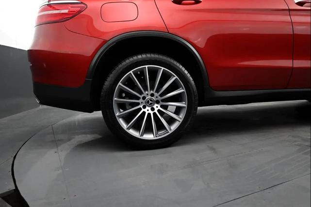 Photo of 2018 Burgundy Mercedes-Benz GLC 300